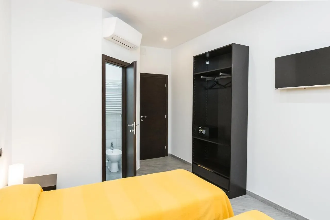Bed & Breakfast Il Mondo In Una Stanza Genoa